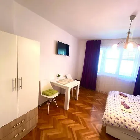 Apartamento San *